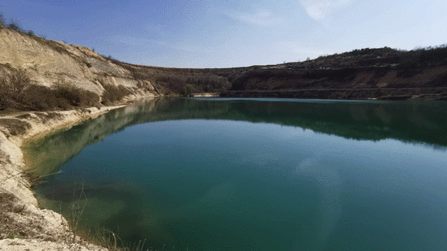 Bešenovačko jezero / jezero Beli kamen na Fruškoj gori